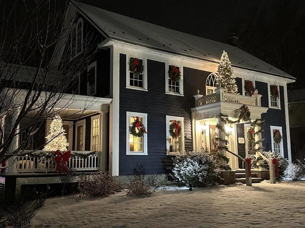The Inn Crowd Bed And Breakfast Holden Eksteriør bilde